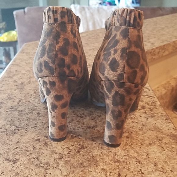 Sam & Libby Leopard print Bootie Size 8.5 - Picture 6 of 8